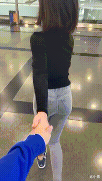 本来是说好带着妹子上街的,结果让她遛了一回街.
