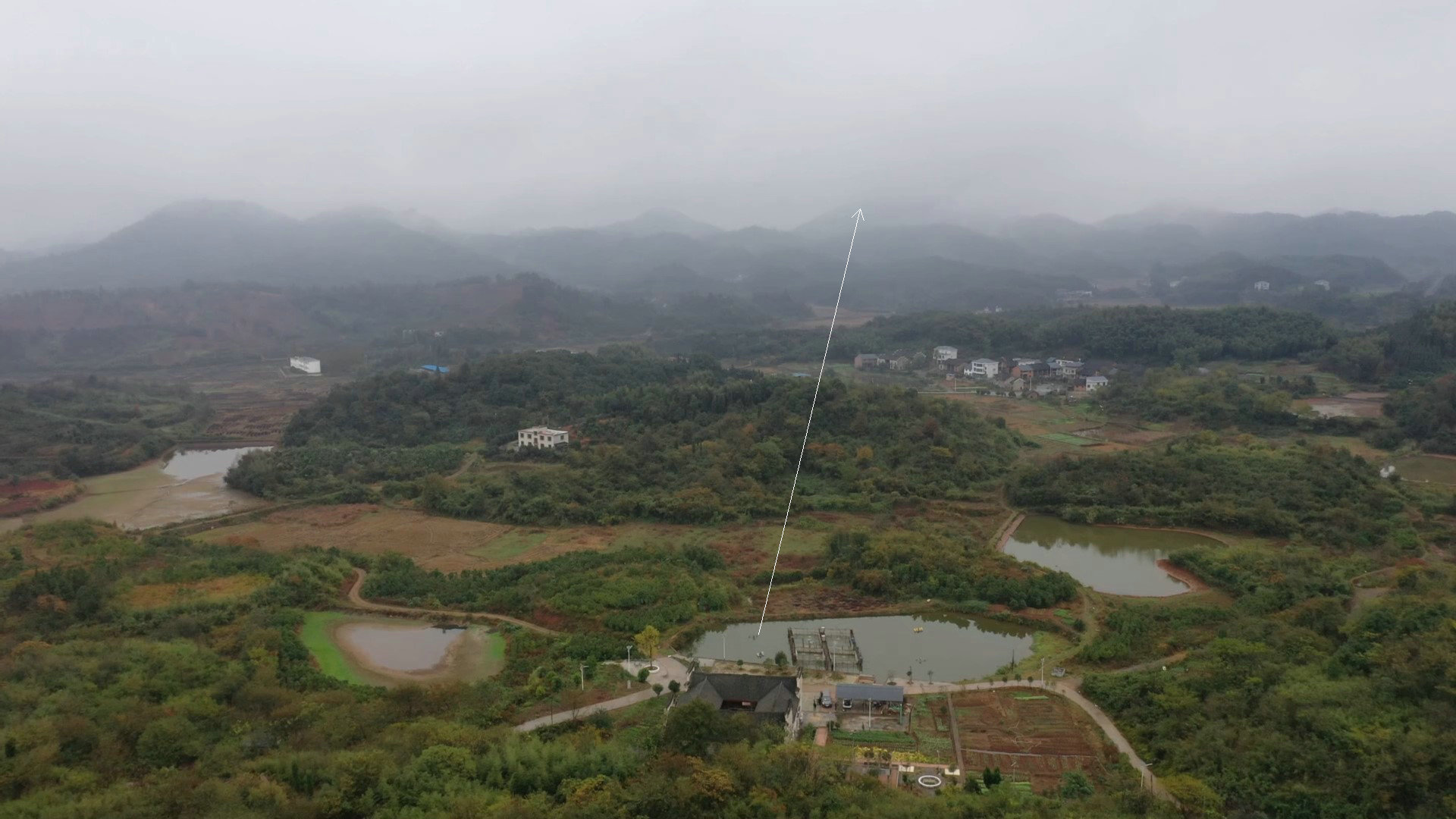 回龙朝祖地航拍武提督阳宅确实是风水宝地