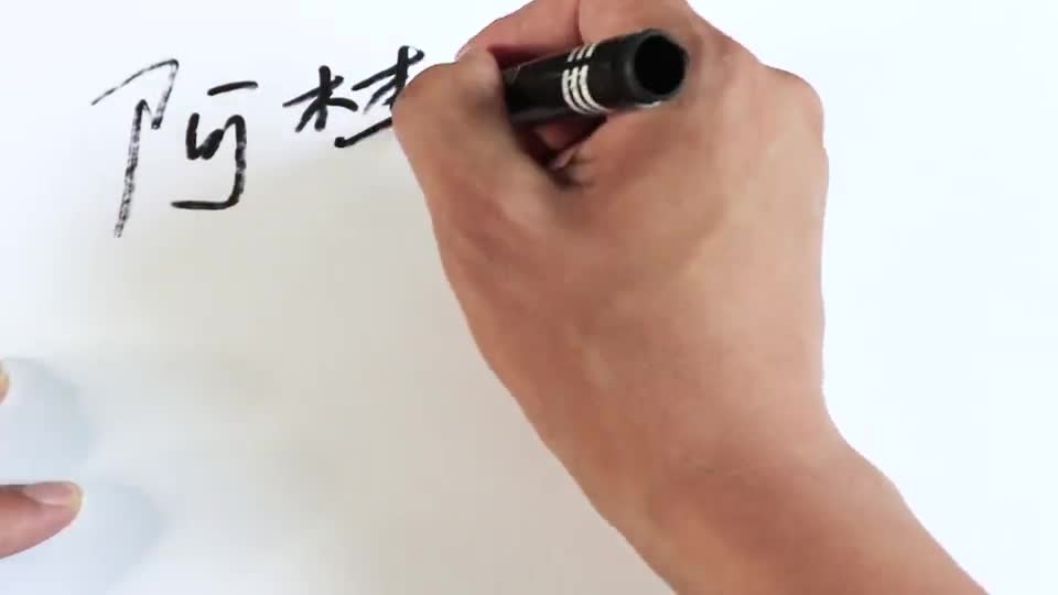 2020款全新丰田RAV4荣放抢先看，要买城市SUV可以再等等它！