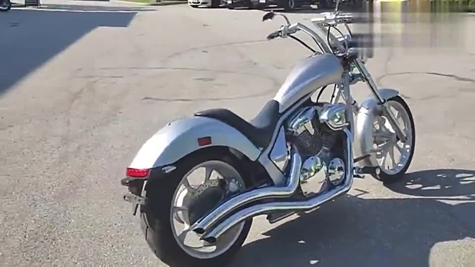 媲美哈雷，实拍本田重型太子摩托车，质感爆棚