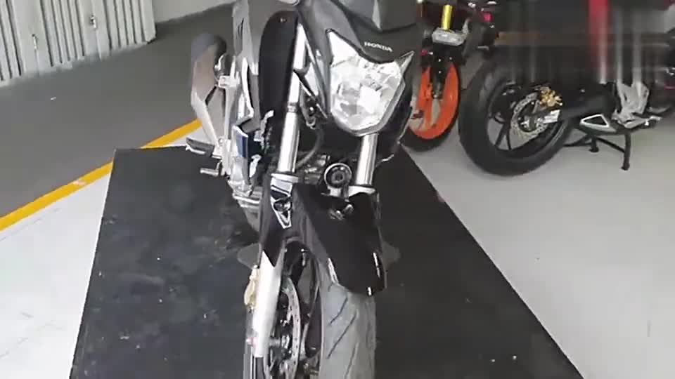 实拍本田CB250Twister，风冷单缸，有望引进国内，感觉如何