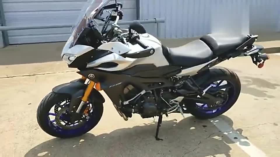 四冲水冷直列三缸，实拍雅马哈FJ-09，颜值不是一般的高