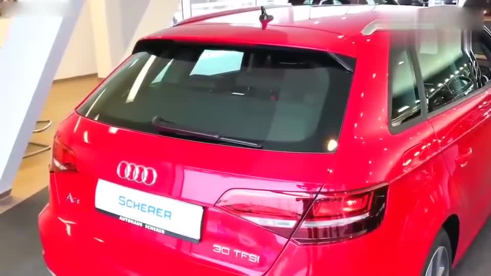 奥迪A3到店实拍，外观和内饰展示