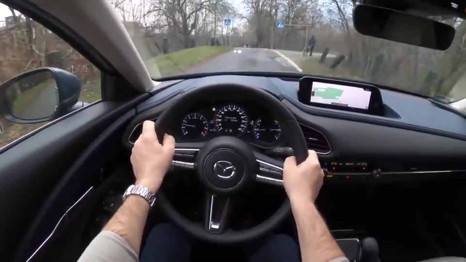 汽车实拍第一视角：马自达CX驾驶，综合表现非常满意