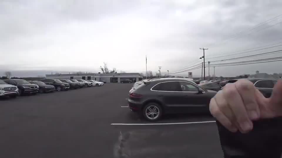 汽车实拍第一视角：2020款全新保时捷，动力充沛刹车给力