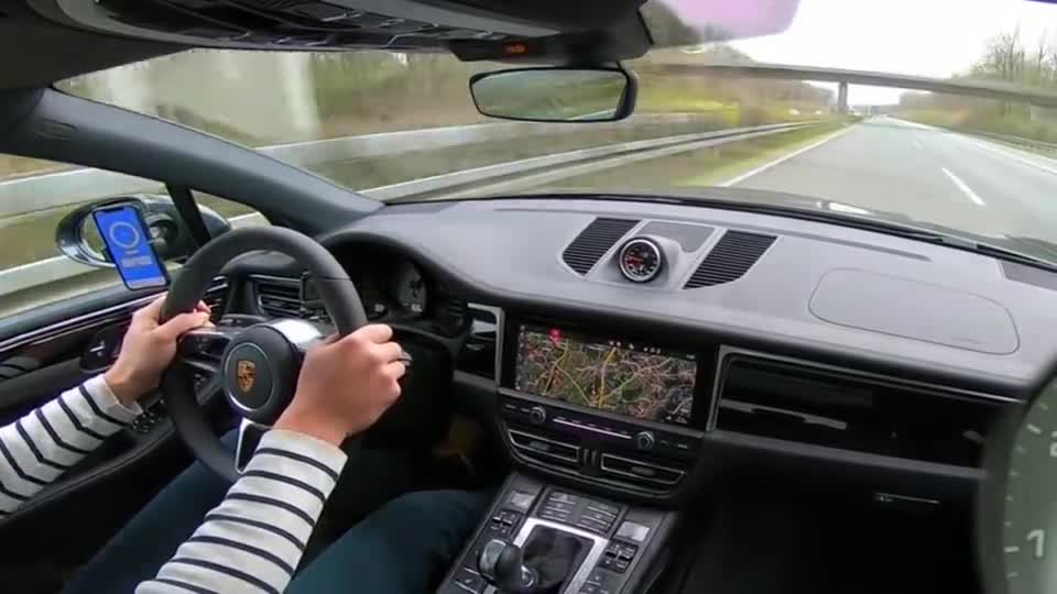 新款保时捷Macan，当坐上去时感觉就是不一样，可以看看