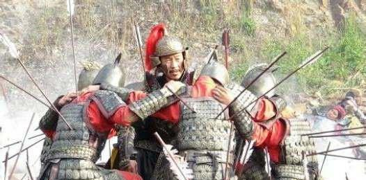 古代战场上的保命窍门,只有四个字,刘邦张献忠都靠它保住性命
