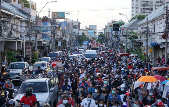 泰国新冠疫情单日新增重回2万 医师担心单日感染已超10万休闲区蓝鸢梦想 - Www.slyday.coM 泰国新冠疫情单日新增重回2万 医师担心单日感染已超10万休闲区蓝鸢梦想 - Www.slyday.coM