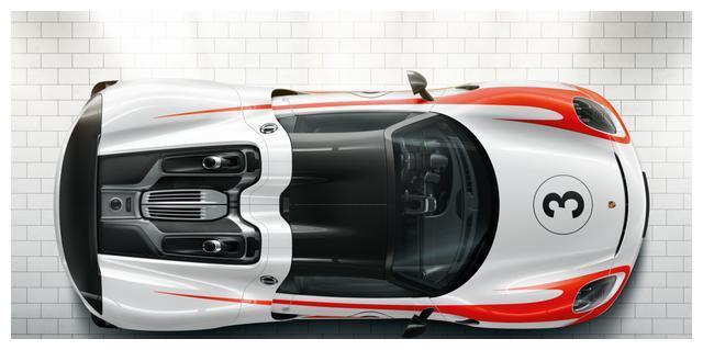 保时捷918 Spyder:首款搭载三驱动单元的超级跑车