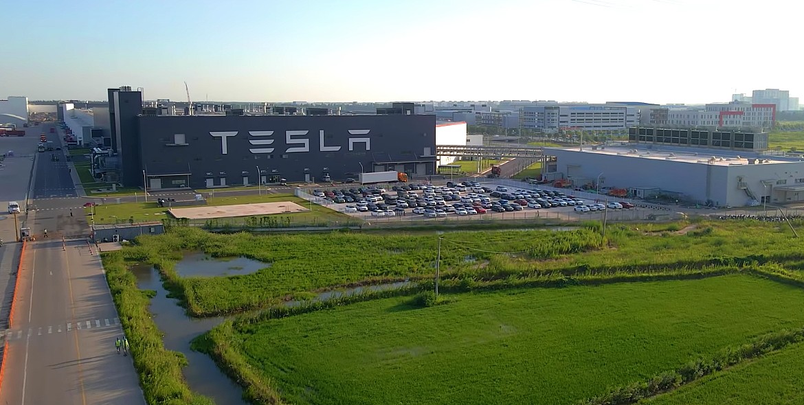 马斯克证实特斯拉上海工厂的 14 亿美元贷款已提前还清休闲区蓝鸢梦想 - Www.slyday.coM 马斯克证实特斯拉上海工厂的 14 亿美元贷款已提前还清休闲区蓝鸢梦想 - Www.slyday.coM