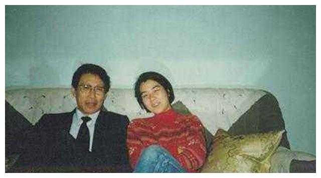 她刚拿影后就查出癌症,为生子拒绝化疗离世,陈道明在其葬礼大哭休闲区蓝鸢梦想 - Www.slyday.coM 她刚拿影后就查出癌症,为生子拒绝化疗离世,陈道明在其葬礼大哭休闲区蓝鸢梦想 - Www.slyday.coM