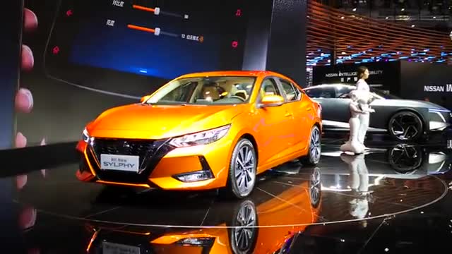 日产第十四代轩逸亮相上海车展