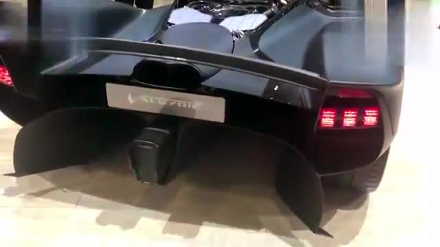 看完日内瓦车展上新款阿斯顿马丁武神,你还会去惦记法拉利吗