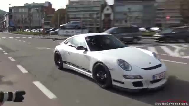 辨识度很高的超跑，国外街头实拍各种帅气的超跑