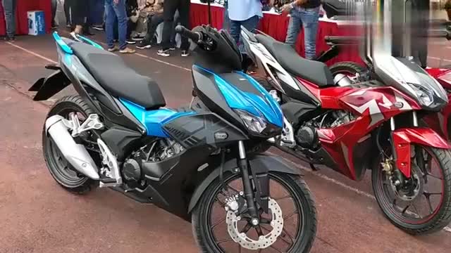 新车鉴赏,实拍本田海外新款弯梁