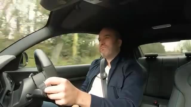 宝马M2海外实拍内饰空间赏析