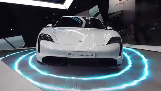 新车鉴赏,实拍保时捷电动轿跑,颜