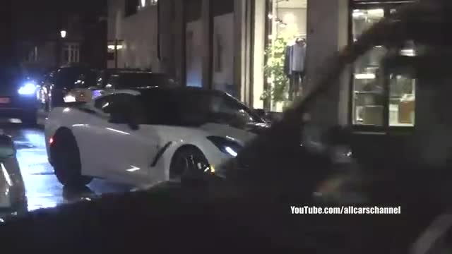 海外街道实拍高性能跑车稳定的