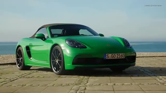 敞篷跑车展示，最新一代保时捷7