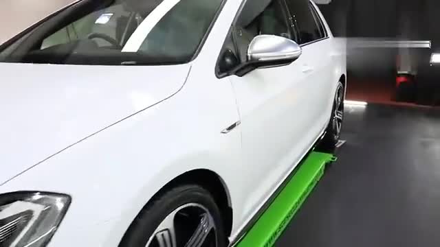 实拍大众高尔夫R福特福克斯RS，高