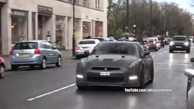 外国道路实拍跑车马力全开拥有