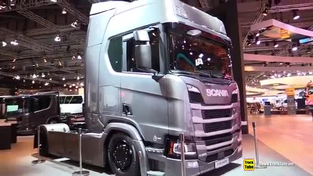 外国卡车欣赏2019斯堪尼亚r500a4x2eb