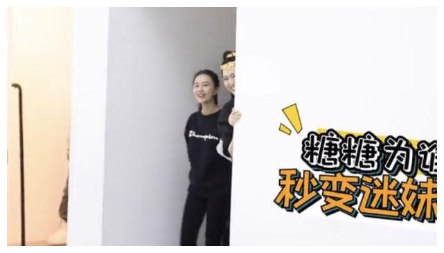 唐嫣女儿首亮相，小手摸平板电脑，唐嫣宠溺配文：宝贝表示OK