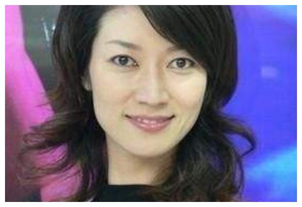 日本漂亮女演员拍过中国片 e876-iwxpesx6132694.jpg