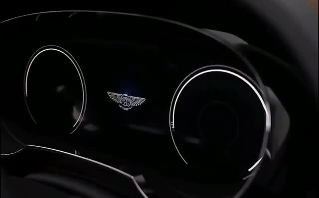 实拍宾利添越外观及内饰展示