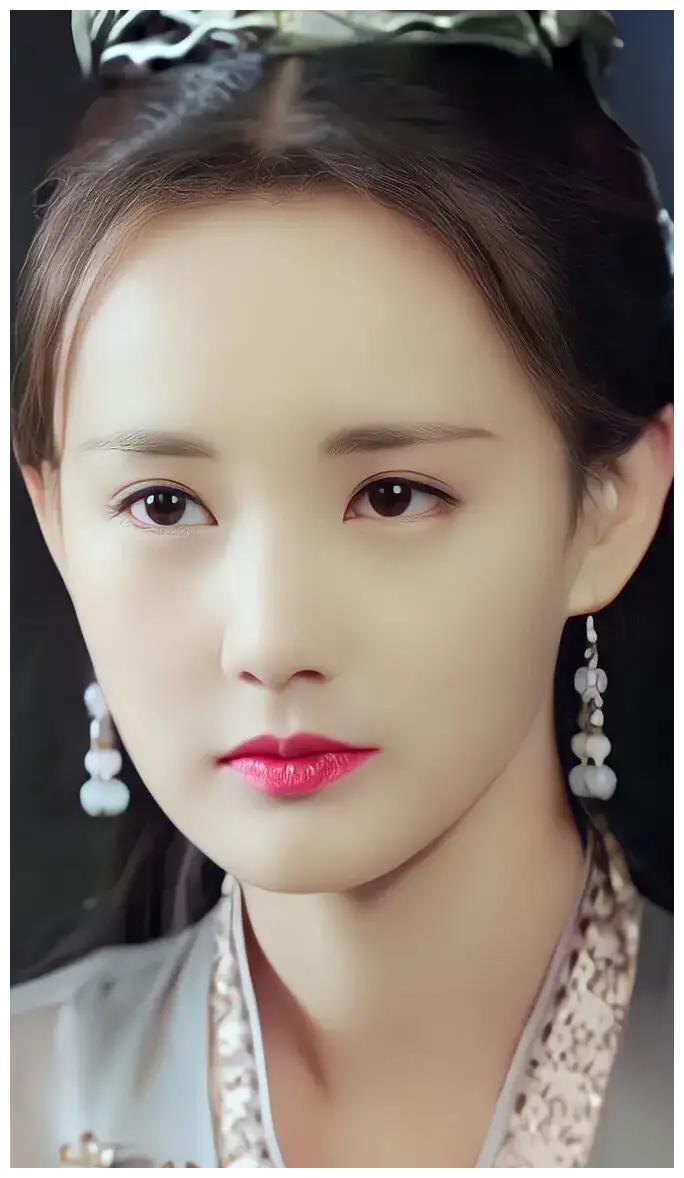 李一桐古装真美《媚者无疆》中的她柔情似水,一笑嫣然__财经头条