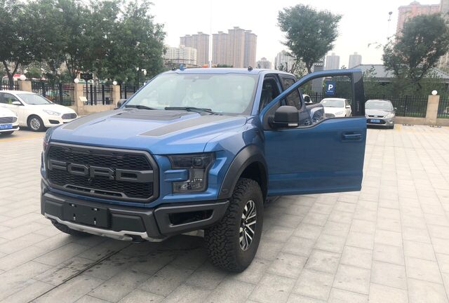 2020款猛禽F150更高规格性能配置 跟硬派越野车抢生意靠的是实力