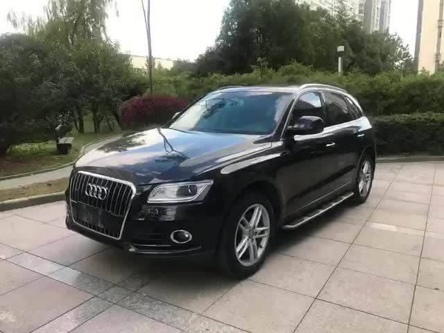 奥迪Q5高配新款17年1月个人一手