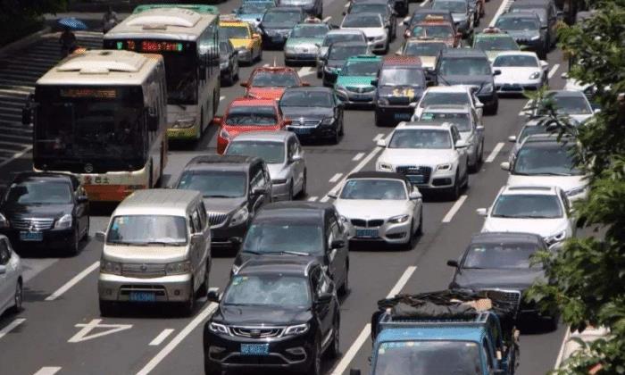 “开四停四”政策将实施？车主炸锅了：车不让开，年也不让过了？