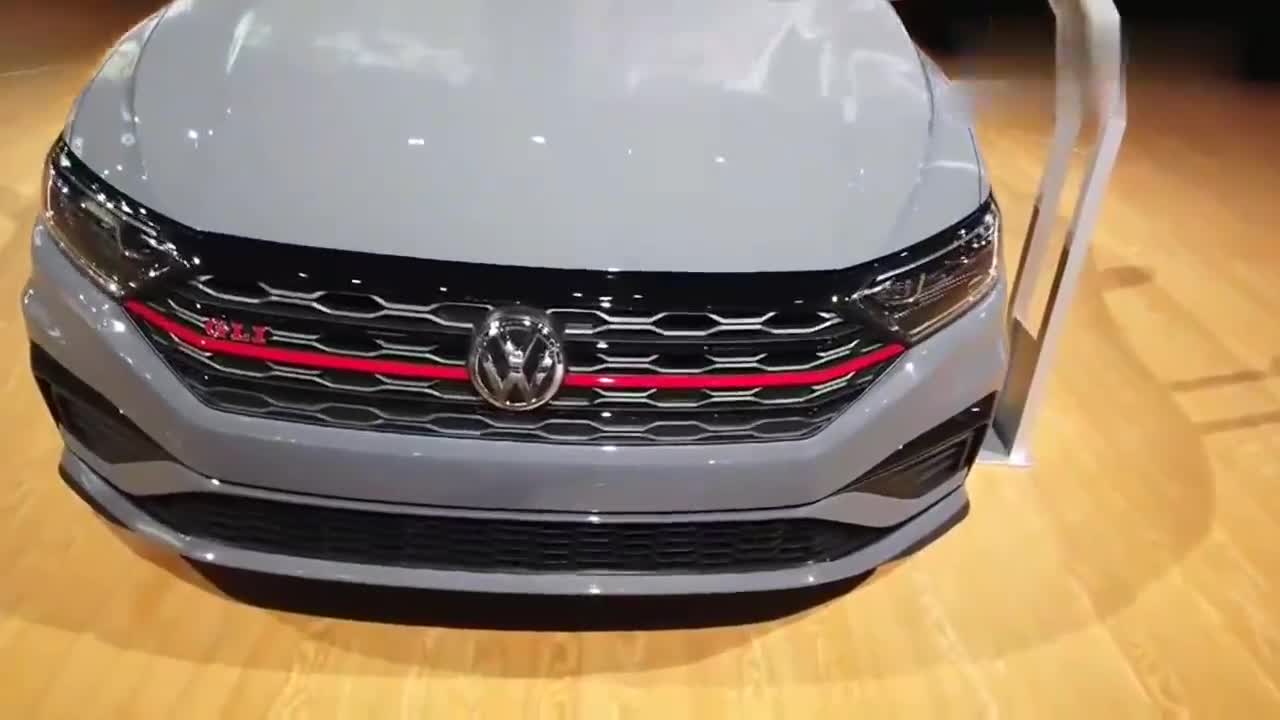 2020款大众捷达JettaGLI车展实拍，水泥灰的外观你喜欢吗？