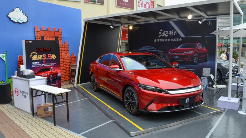 007探店：带“刀”入场 比亚迪汉EV静态实拍解析