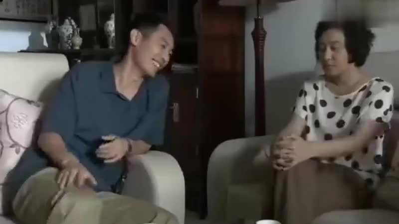 正阳门下破烂候拾荒顺走老爷子二锅头如今陈放五十年味贼纯
