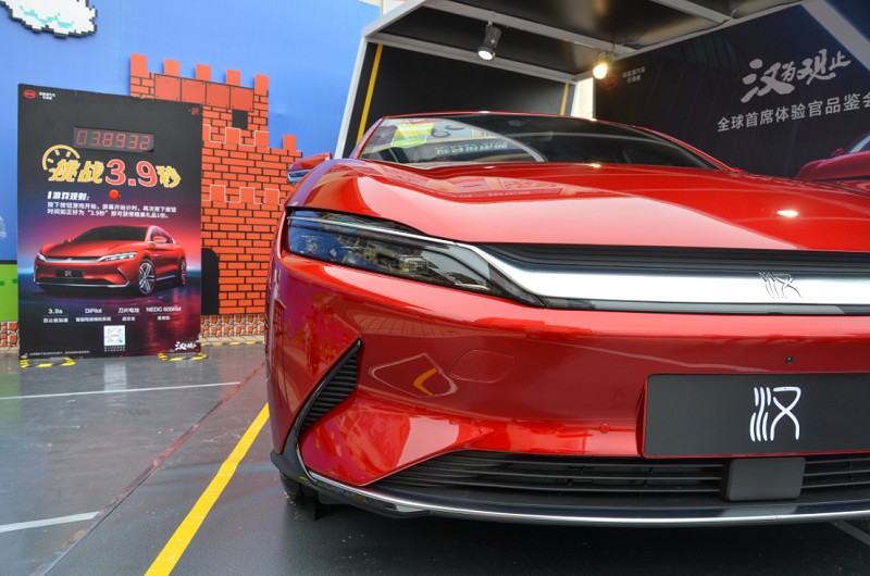 007探店：带“刀”入场 比亚迪汉EV静态实拍解析