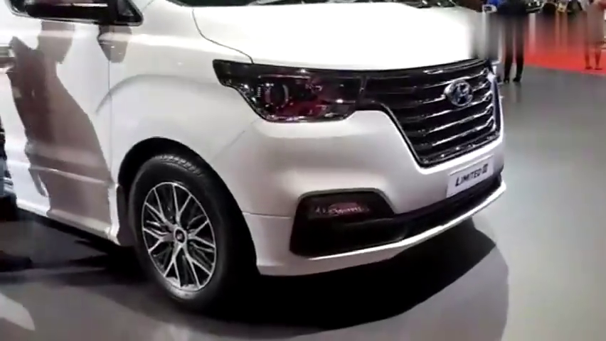 视频：2020款现代辉翼大商务实拍皮实耐造价格美