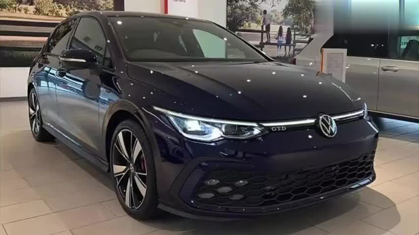 大众高尔夫新车型到店实拍！搭2.0T，换运动格栅