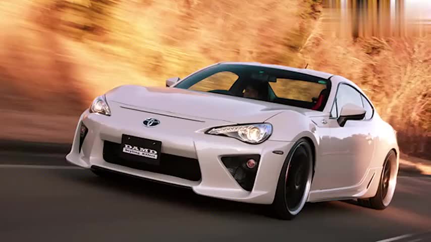 丰田“小号LFA”实拍曝光！搭宽大尾翼+三出排气动力有所提升