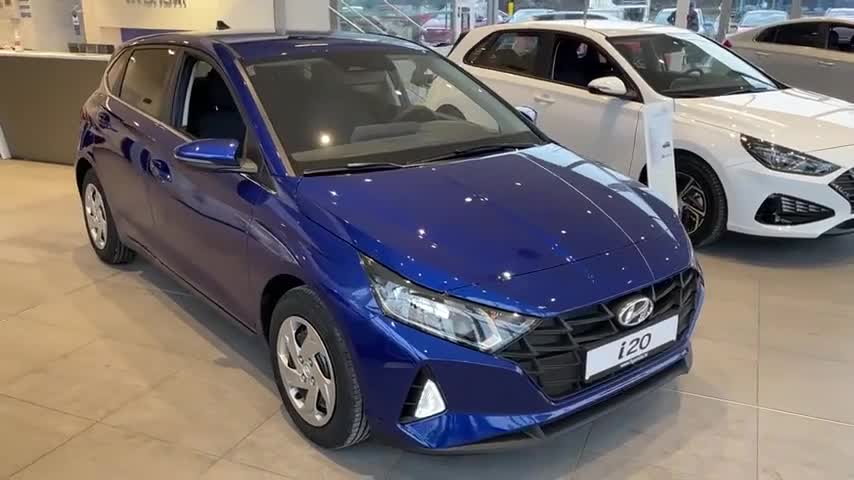 2021款现代i20到店实拍