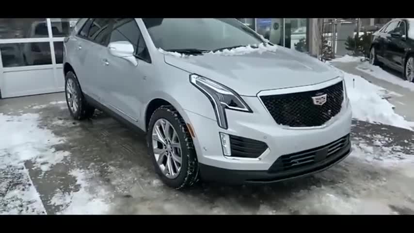 2020款凯迪拉克XT5到店实拍，外观和内饰了解完，买不买自己考虑