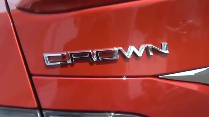 新款丰田皇冠，从外观看上去就觉得科技感满满！