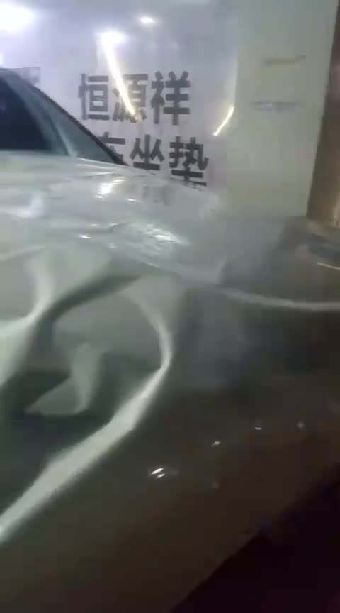 第二台奔驰GLS450全车北极光漆面保