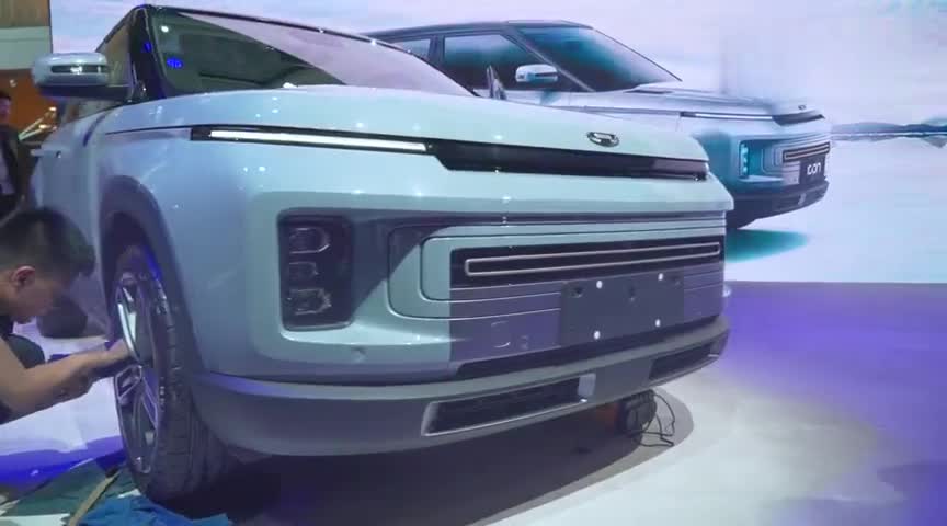 广州车展实拍吉利icon，造型新潮科幻，百公里油耗仅5.7L