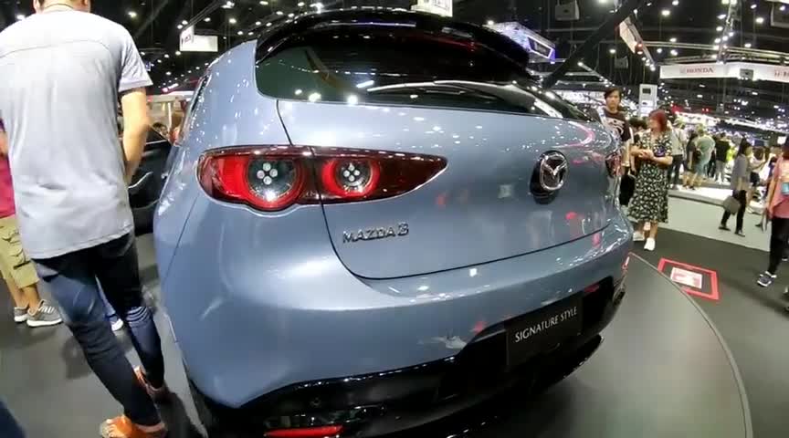 2020款马自达3高清实拍