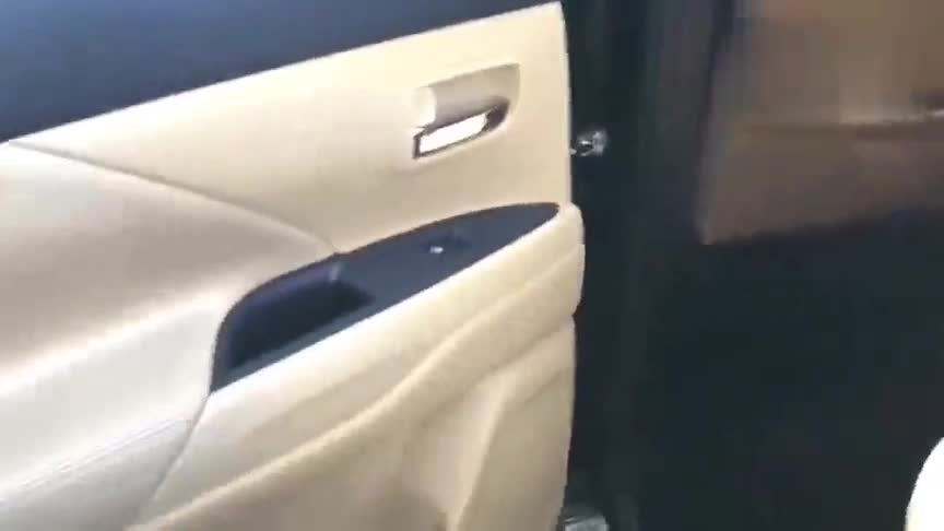 2021款三菱欧蓝德七座版实拍展示