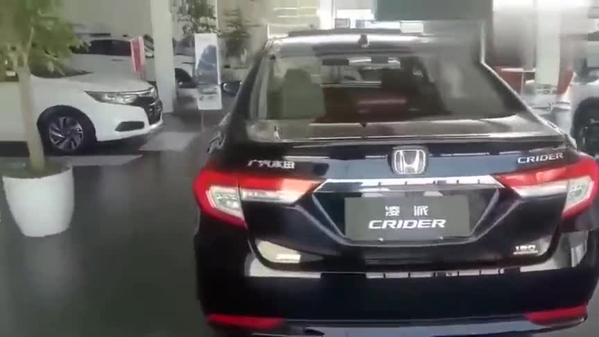 实拍新款本田凌派,近距离看到实车