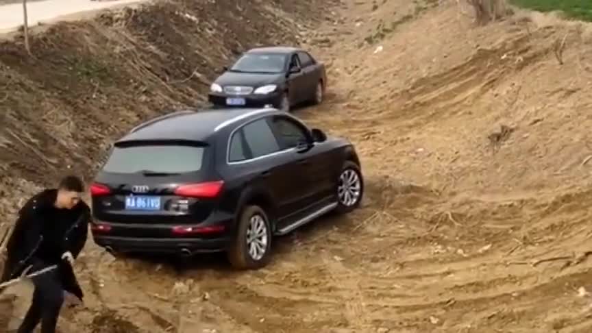 实拍：大哥，你确定这是奥迪四驱吗？