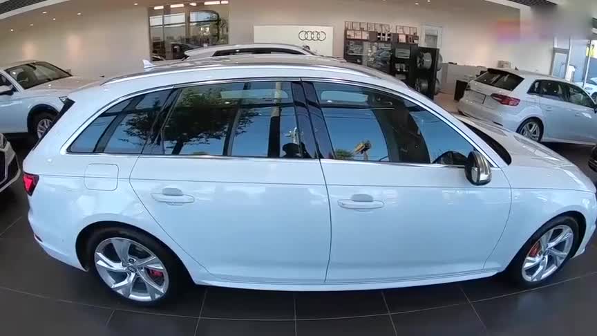 2020款奥迪S4Avant到店实拍